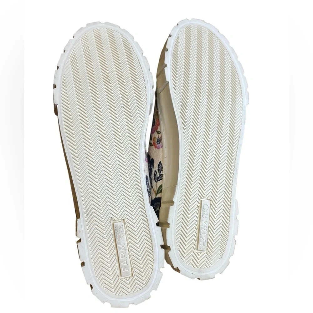 FARM Rio Romantic Garden Platform Sneakers Women’s Size 38.5 (size 8)